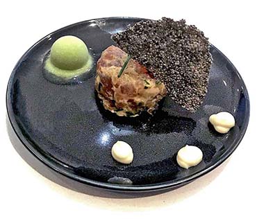 tartaar van tonijn en foie met sorbet van groene selder